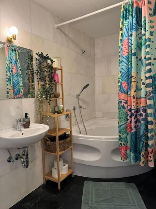 2 Raum City-Apartment 5Min Zum Hbf Grupello-2 Düsseldorf Eksteriør bilde